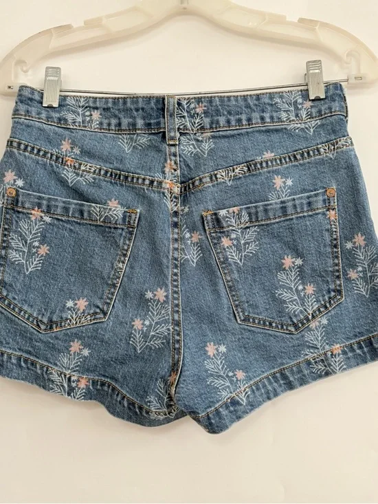 Anthropologie Pilcro Ultra High Rise Denim Shorts Button Fly Floral - Picture 5 of 10